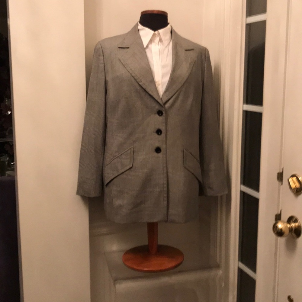 Escada Blazer - Picture 2 of 8